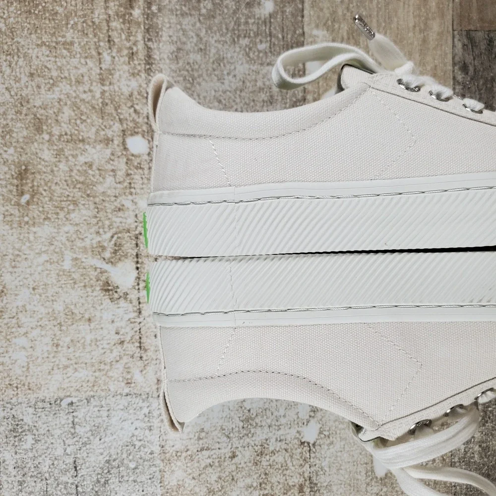 Cariuma OCA‎ Low Womens Shoes Sz 7 Skateboard Off White Canvas Lace Up Sneakers